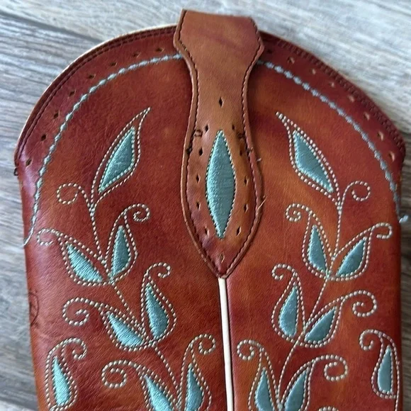 Ariat boots brown leather teal trim size 7.5 Style #10006309 Sonora